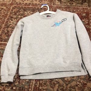 Nice grey kids sweater.